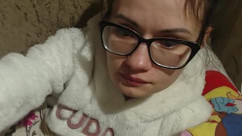 say meow and send tips  online show from 02/18/25, 06:04