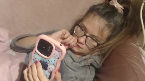 say meow and send tips  online show from 12/20/25, 03:30