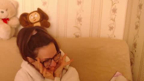 say meow and send tip  online show from 03/05/25, 10:33