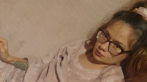 say meow and send tip  online show from 11/10/25, 07:02