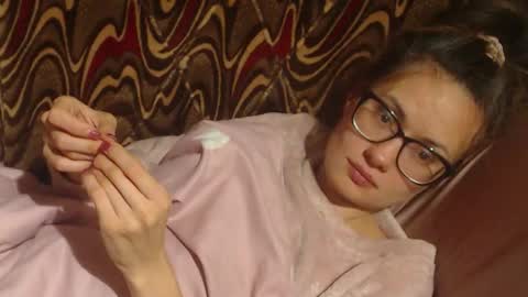 say meow and send tip  online show from 11/30/25, 11:36