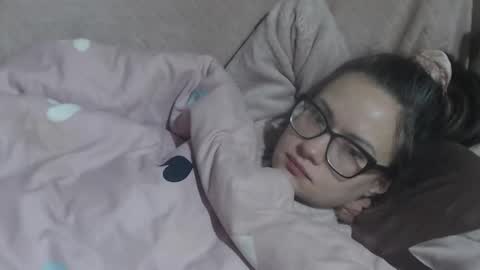 say meow and send tip  online show from 02/10/26, 06:50