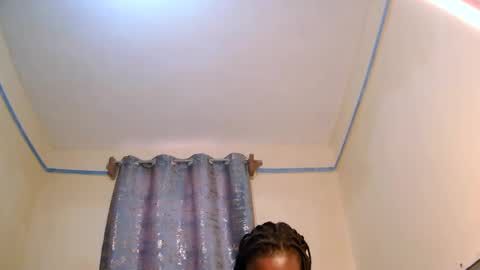 Snapshot of candymia3 chatting on 02/17/25, 04:42 Candice online show from 02/17/25, 04:42