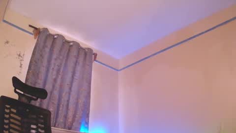 Snapshot of candymia3 chatting on 09/22/25, 08:38 Candice online show from 09/22/25, 08:38