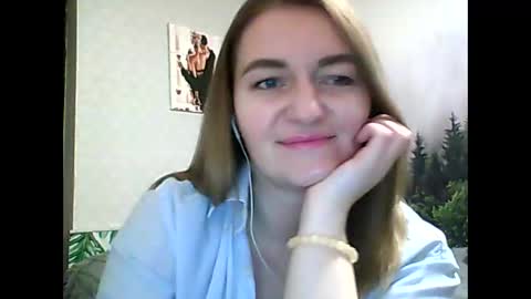 Snapshot of candyolime chatting on 03/07/25, 09:38 Daisy online show from 03/07/25, 09:38