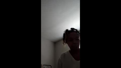 candyredxo2024 online show from 05/25/26, 03:29
