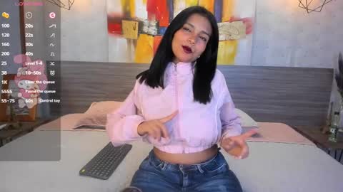 Snapshot of candys_victoria chatting on 02/26/25, 03:21 Candys Victoria online show from 02/26/25, 03:21