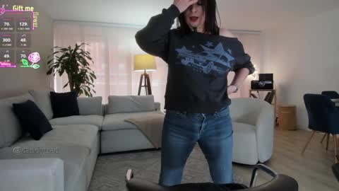 Gabriela K girl online show from 09/28/25, 08:03