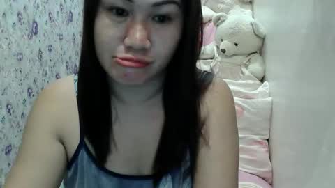 Snapshot of candyyonah03 chatting on 05/12/26, 08:39 candyyonah03 online show from 05/12/26, 08:39