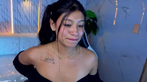 Canela  online show from 05/20/26, 08:37