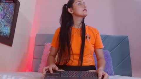 canela online show from 10/06/25, 08:17