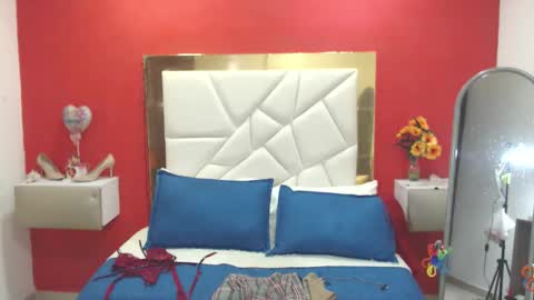 Canela online show from 10/10/25, 03:33