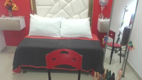 Canela online show from 10/16/25, 03:46