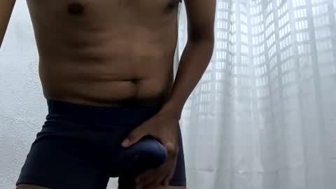 Hot boy online show from 10/26/25, 03:01