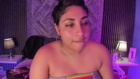 Snapshot of canndy_gaby chatting on 11/20/25, 04:56 GABRIELA LOPEZ online show from 11/20/25, 04:56