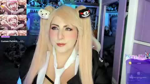 Snapshot of canndy_new chatting on 06/15/26, 08:16 Canndyy Daniela online show from 06/15/26, 08:16