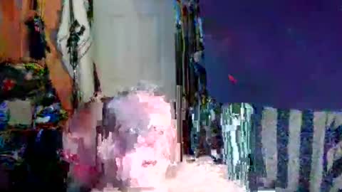 Snapshot of canoelicker69 chatting on 10/31/25, 07:37 canoelicker69 online show from 10/31/25, 07:37