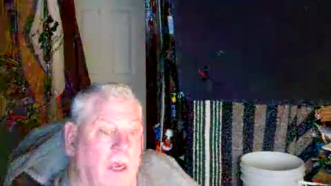 Snapshot of canoelicker69 chatting on 12/13/25, 07:53 canoelicker69 online show from 12/13/25, 07:53