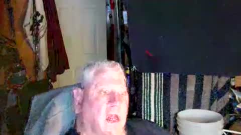 canoelicker69 online show from 12/20/25, 04:47