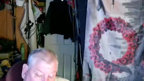 canoelicker69 online show from 04/14/26, 11:38