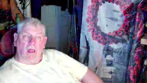 canoelicker69 online show from 04/23/26, 07:05