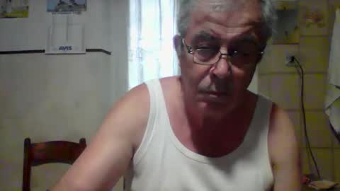 Snapshot of cantera577 chatting on 09/09/25, 04:39 cantera577 online show from 09/09/25, 04:39