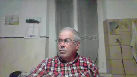 Snapshot of cantera577 chatting on 11/17/25, 01:33 cantera577 online show from 11/17/25, 01:33