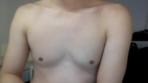 Snapshot of caobicao chatting on 01/07/25, 10:08 contrast moe online show from 01/07/25, 10:08