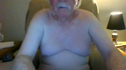 Snapshot of capecod21 chatting on 05/09/26, 11:37 capecod21 online show from 05/09/26, 11:37
