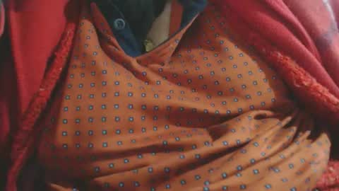 Snapshot of capitanfuturo44 chatting on 01/06/26, 07:17 Cinzia ex regina online show from 01/06/26, 07:17