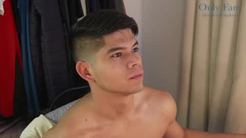 Snapshot of capizzi_ chatting on 12/08/24, 04:39 David Capizzi online show from 12/08/24, 04:39