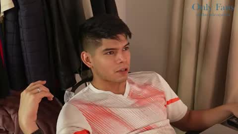 Snapshot of capizzi_ chatting on 12/09/24, 09:37 David Capizzi online show from 12/09/24, 09:37