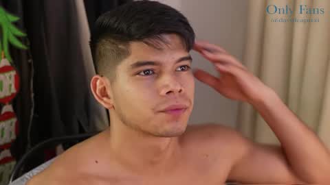 Snapshot of capizzi_ chatting on 12/11/24, 02:30 David Capizzi online show from 12/11/24, 02:30