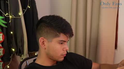 Snapshot of capizzi_ chatting on 12/11/24, 11:43 David Capizzi online show from 12/11/24, 11:43