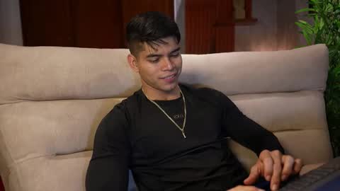 Snapshot of capizzi_ chatting on 10/21/25, 05:30 David Capizzi online show from 10/21/25, 05:30