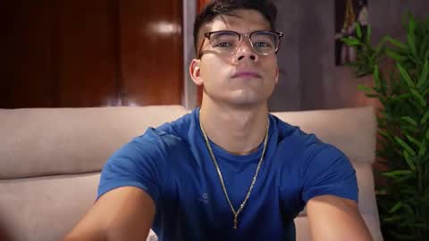 Snapshot of capizzi_ chatting on 11/06/25, 12:06 David Capizzi online show from 11/06/25, 12:06