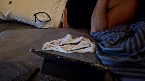 capoo24 online show from 12/27/24, 09:11