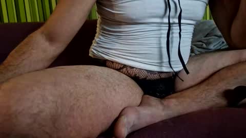 capoo24 online show from 11/03/25, 10:10