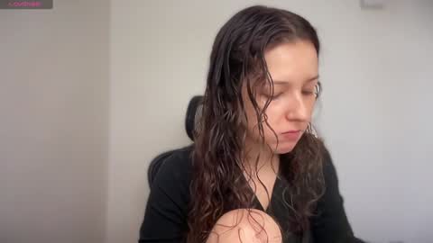 Emma online show from 01/30/25, 11:22