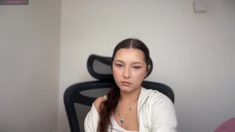 Emma online show from 02/12/25, 03:05