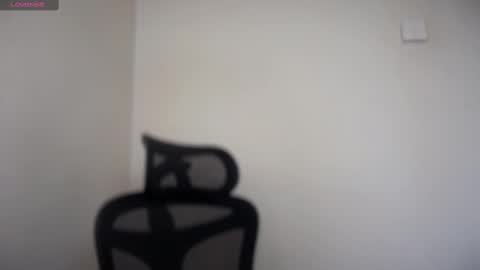 Emma online show from 02/17/25, 02:48