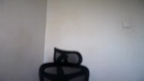 Emma online show from 04/24/26, 07:22