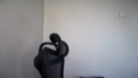 Snapshot of cappuccinokiss chatting on 06/25/26, 05:12 Emma online show from 06/25/26, 05:12
