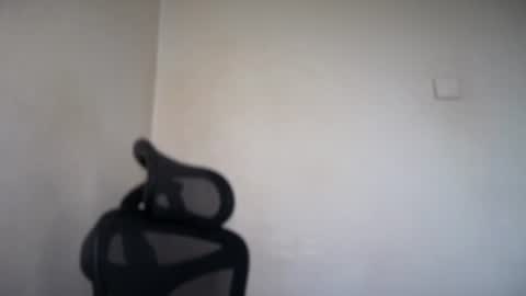 Snapshot of cappuccinokiss chatting on 07/24/26, 05:27 Emma online show from 07/24/26, 05:27