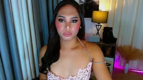 Snapshot of caprize_diva chatting on 07/17/26, 02:07 caprize_diva online show from 07/17/26, 02:07