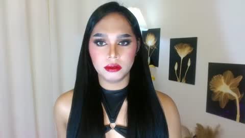 Snapshot of caprize_diva chatting on 07/25/26, 02:20 caprize_diva online show from 07/25/26, 02:20