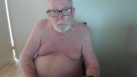 Snapshot of capt5105 chatting on 01/29/25, 05:09 capt5105 online show from 01/29/25, 05:09