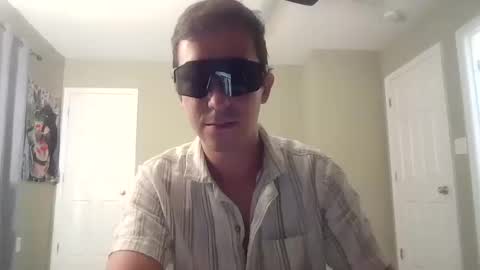 captain_chris8 online show from 10/11/25, 02:33