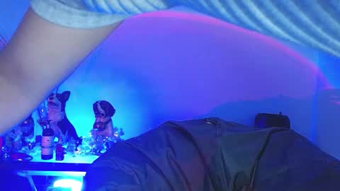 Amy online show from 10/25/25, 04:09