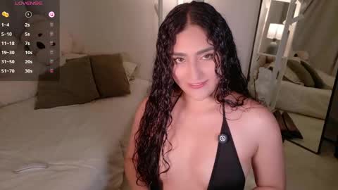 Snapshot of caramel__ chatting on 05/01/26, 11:42 Mara online show from 05/01/26, 11:42